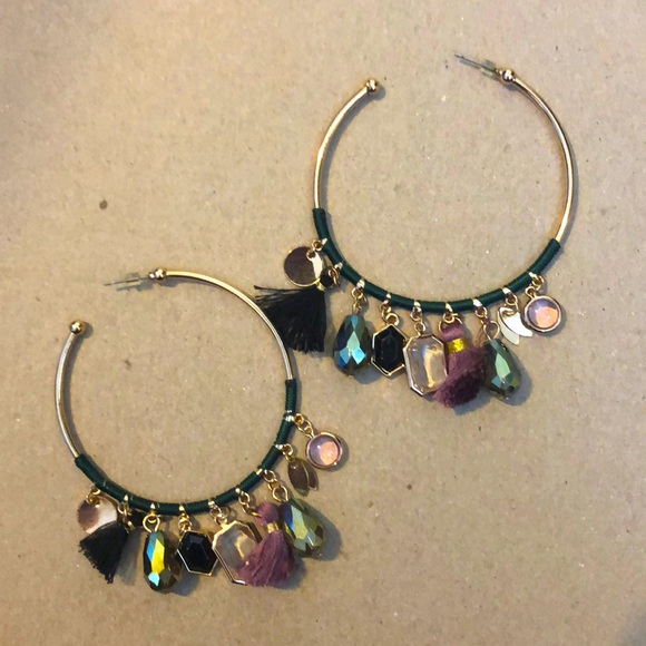 Jewelry - Statement hoops